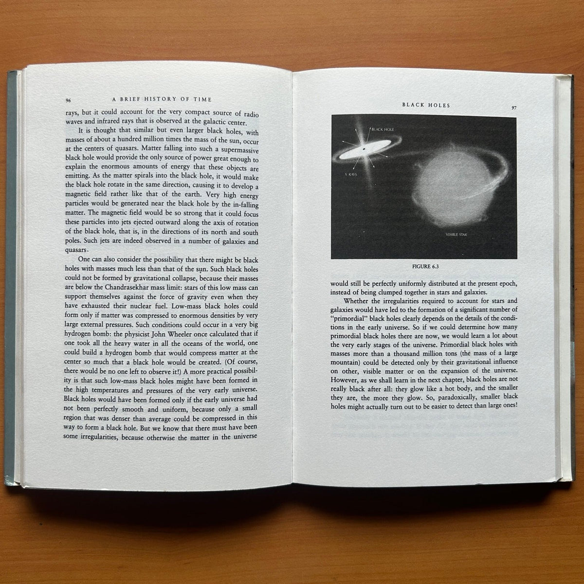 A Brief History of Time - Stephen W. Hawking image 7