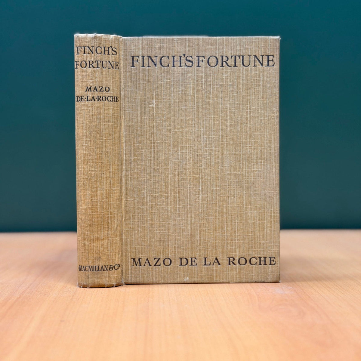 Finch’s Fortune - Mazo de la Roche image 0