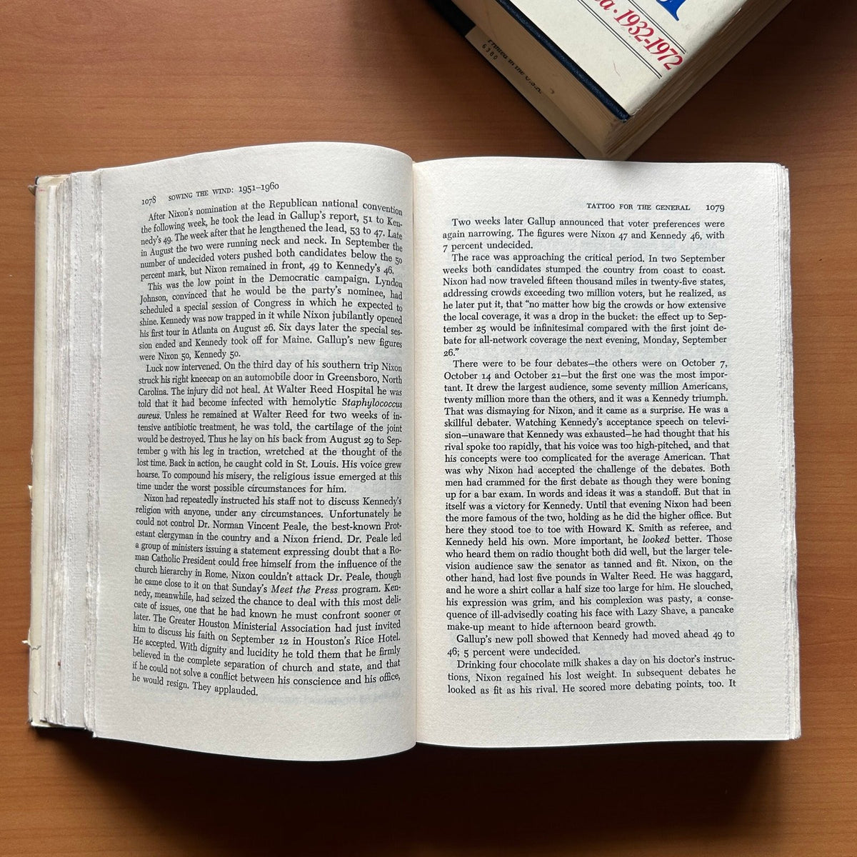The Glory and the Dream: A Narrative History of America, 1932–1972 (2 Volumes Set)  - William Manchester image 15