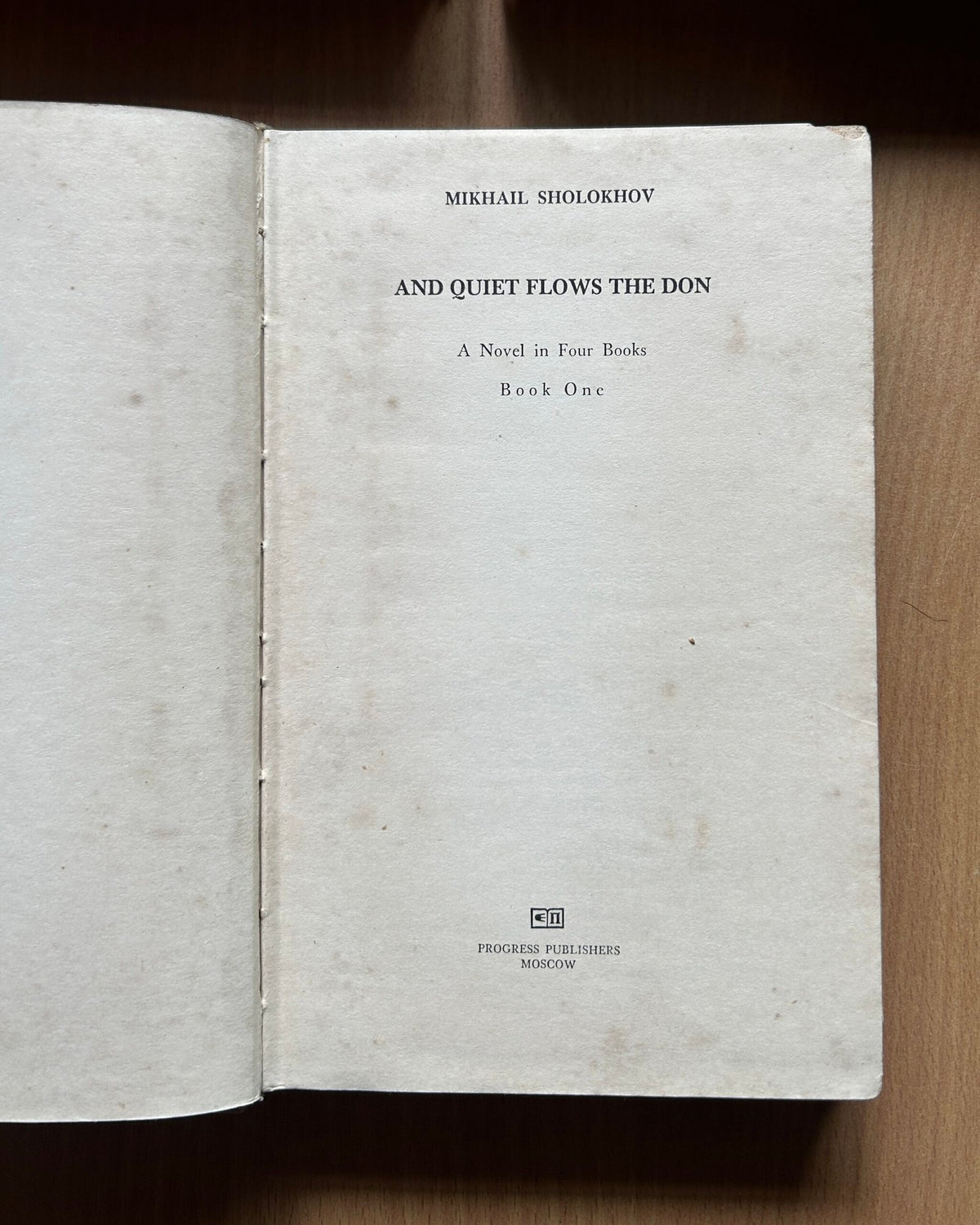 And Quiet Flows the Don (4 Volume Set) - Mikhail Sholokhov image 3
