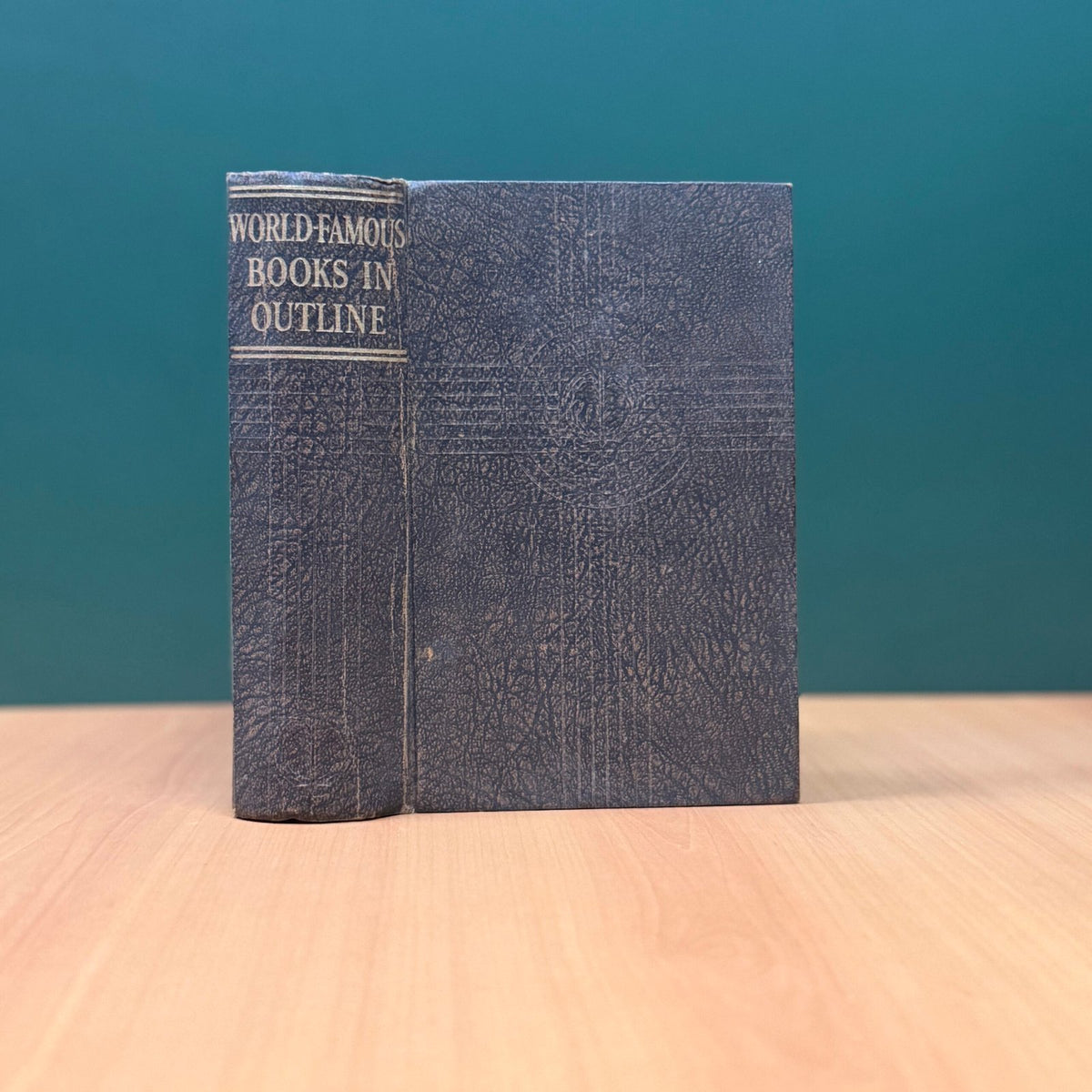 World Famous Books in Outline image 0