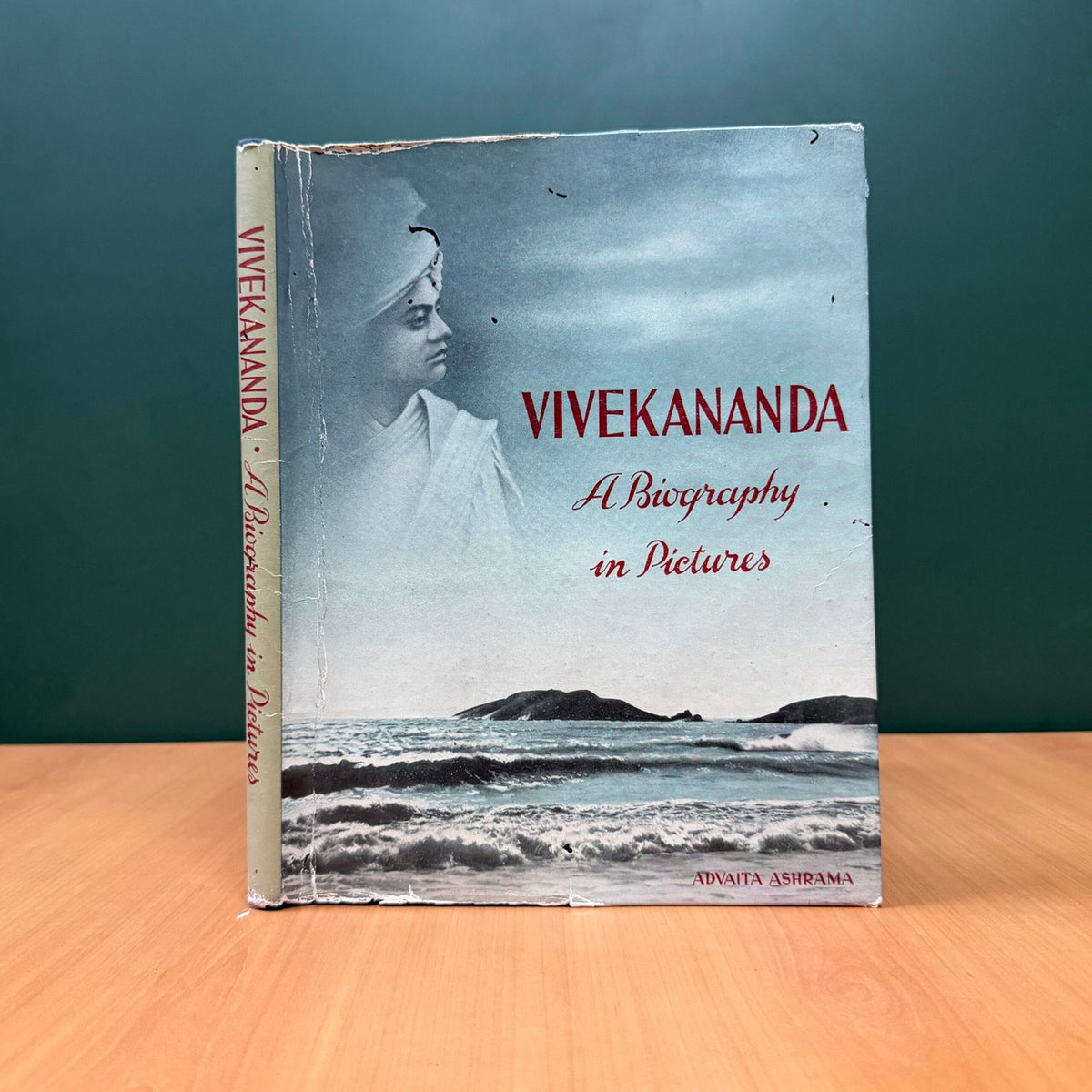 Vivekananda – A Biography in Pictures image 0