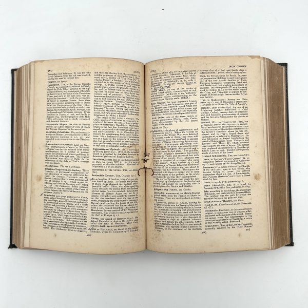 The Oxford Companion to English Literature by Sir Paul Harvey - Image 8