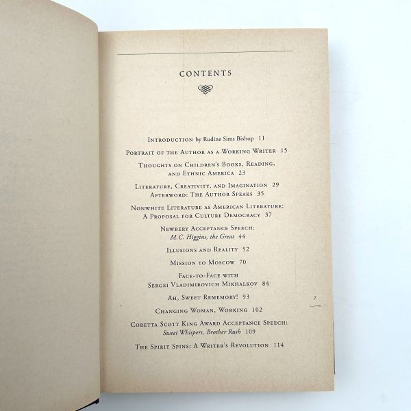Virginia Hamilton: Speeches, Essays & Conversations : Edited by: Arnold Adoff & Kacy Cook - Image 7
